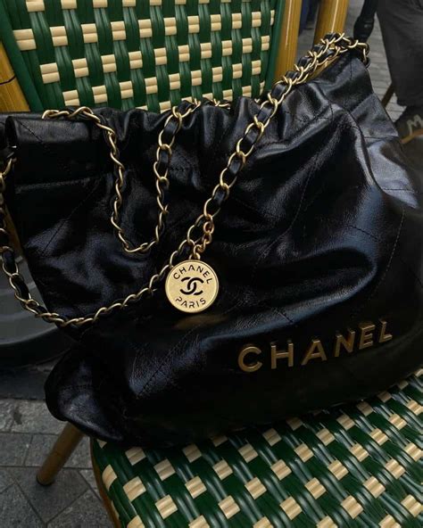 chanel na leather handbag|Chanel 22 large handbags.